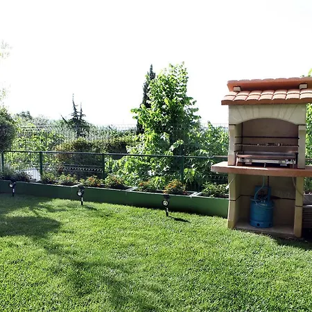 Bright With Terrace For 5 Pax Dd2 Apartment Lucija